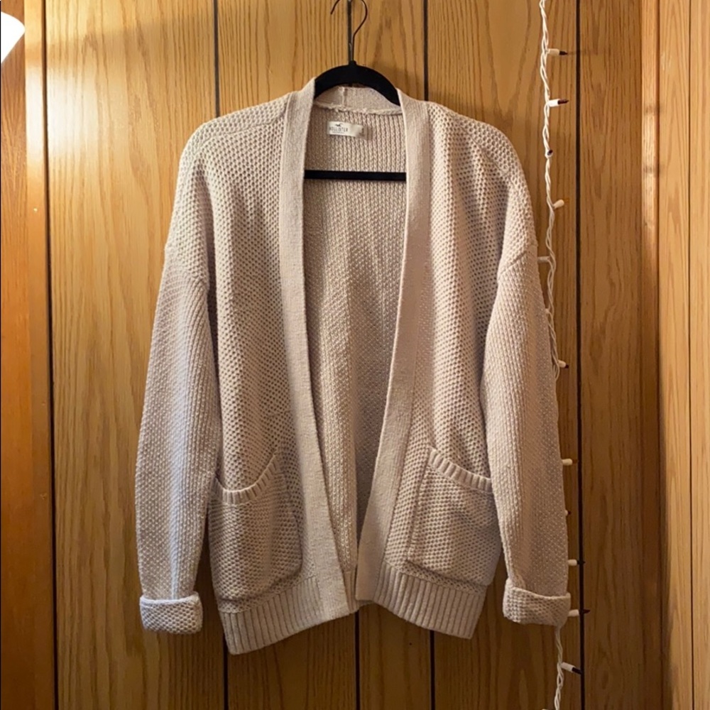 Hollister Cardigan